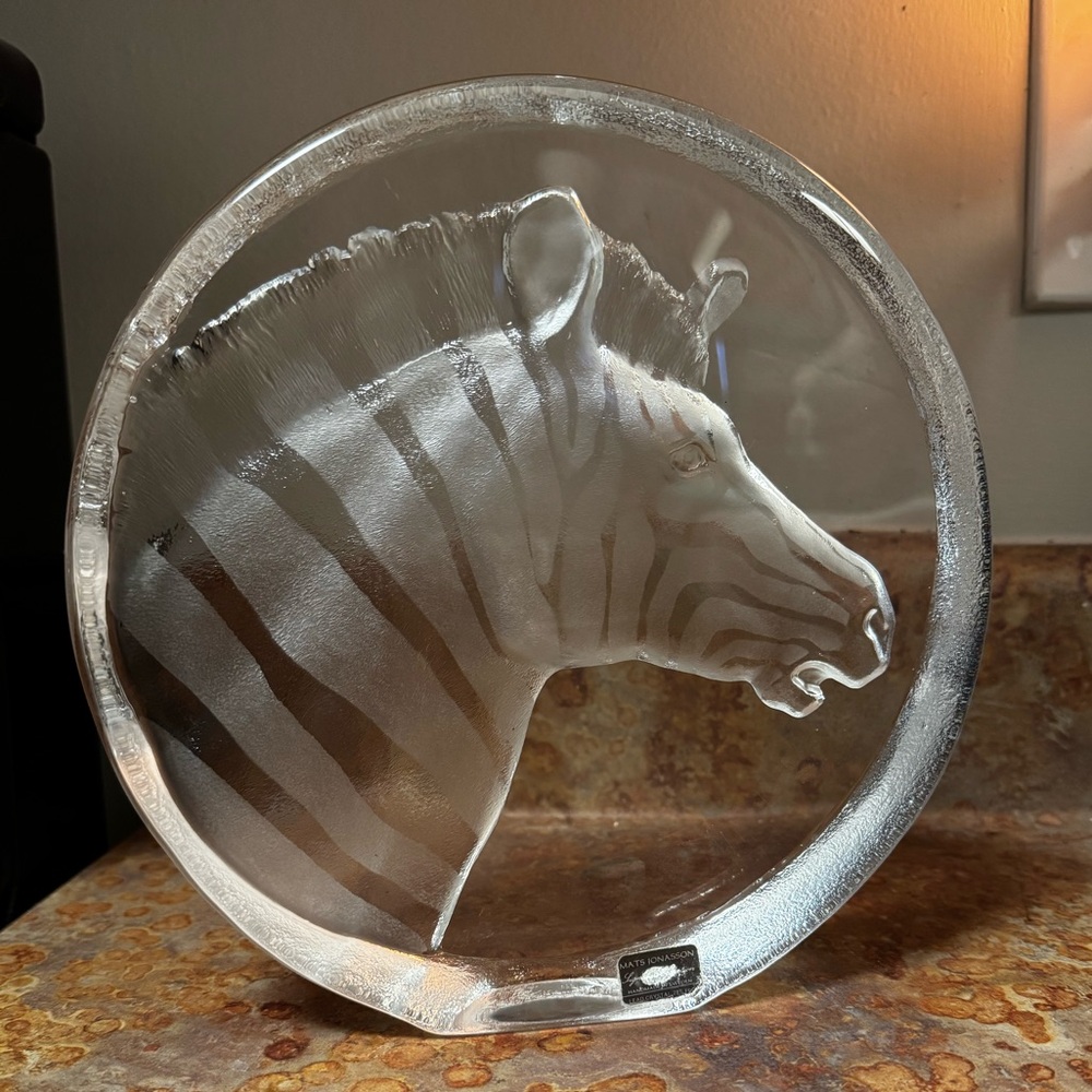 Artist Master Sculptor Mats Jonasson Sweden Lead Crystal  0079 Zebra MINT cond